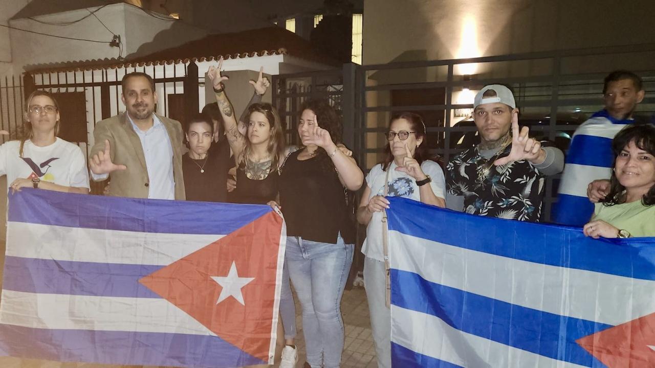 Manifestación de cubanos en Uruguay