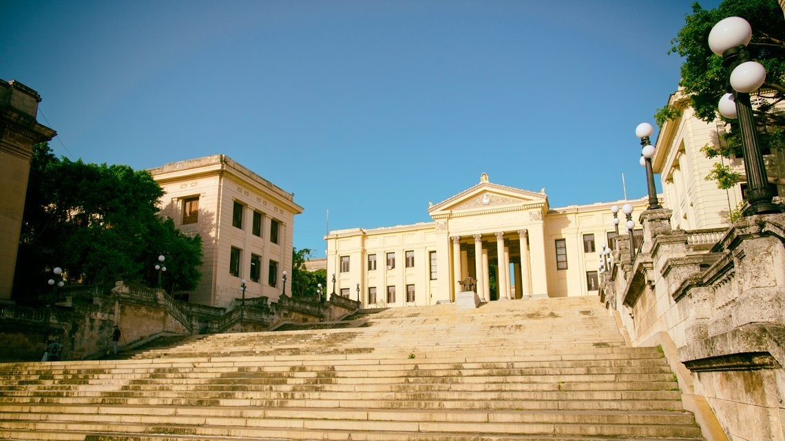 La Universidad de La Habana firmó acuerdos con las autoridades chinas.