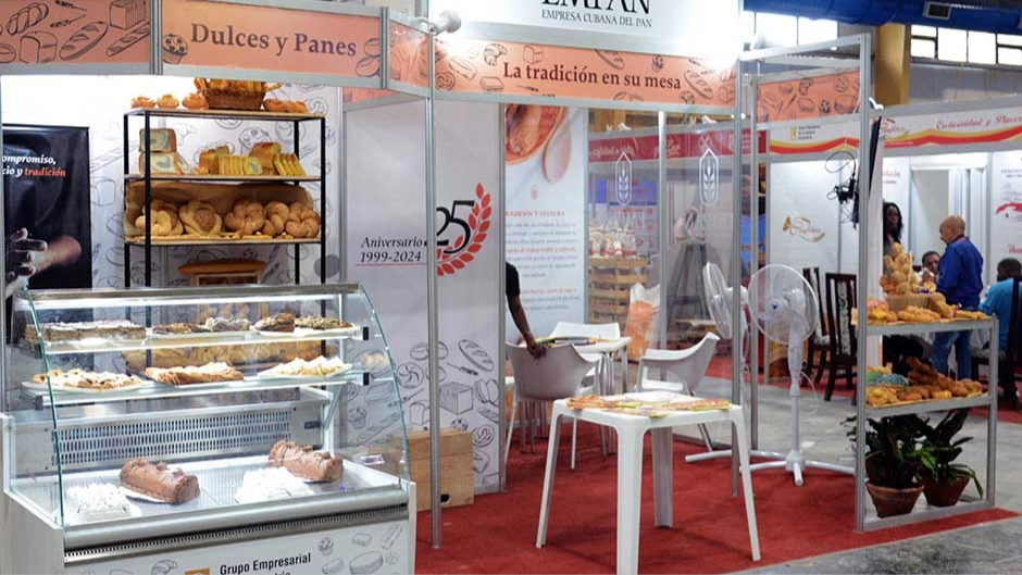 El estando de la Empresa Cubana del Pan en la Feria Internacional de Alimentos del Gobierno.