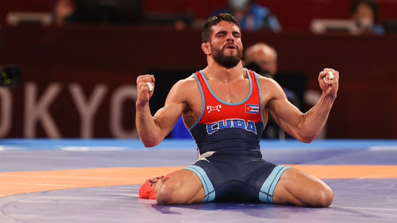 El luchador cubano Luis Orta, uno de los aspirantes a medalla de oro en París 2024.
