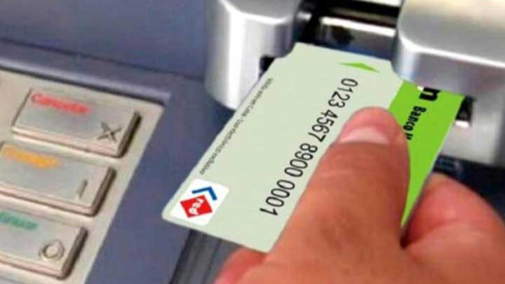 Operación a través de una tarjeta del Banco Metropolitano.