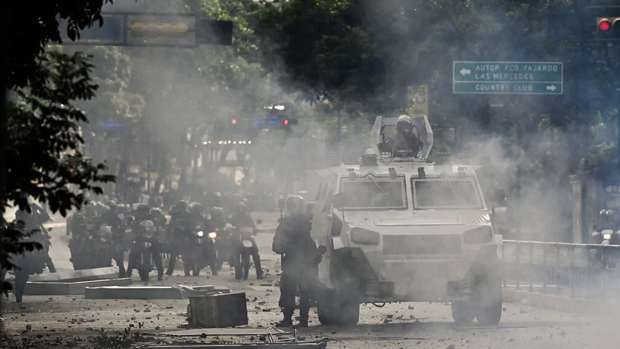 Despliegue represivo en Caracas.