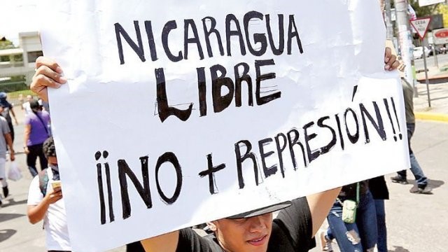 Cartel contra la represión en Nicaragua. Foto de archivo.