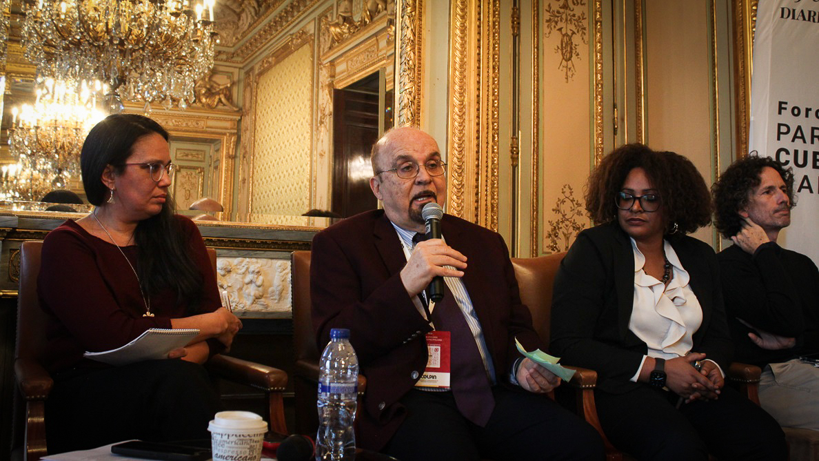 El politólogo Juan Antonio Blanco interviene en el "Foro DDC: Para la Cuba de Mañana".