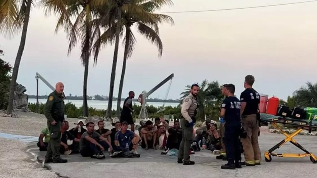 Un grupo de balseros interceptados en Florida.