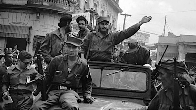 Entrada de Fidel Castro y sus tropas en La Habana, 8 de enero de 1959.