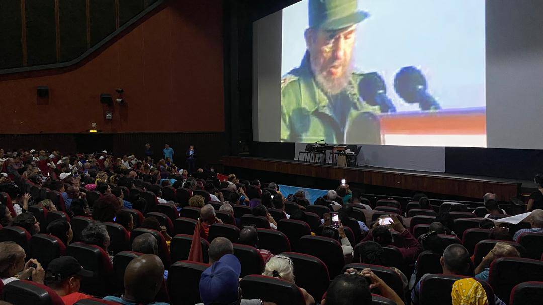 Reunión de funcionarios en el cine Yara de La Habana para convocar a la marcha.