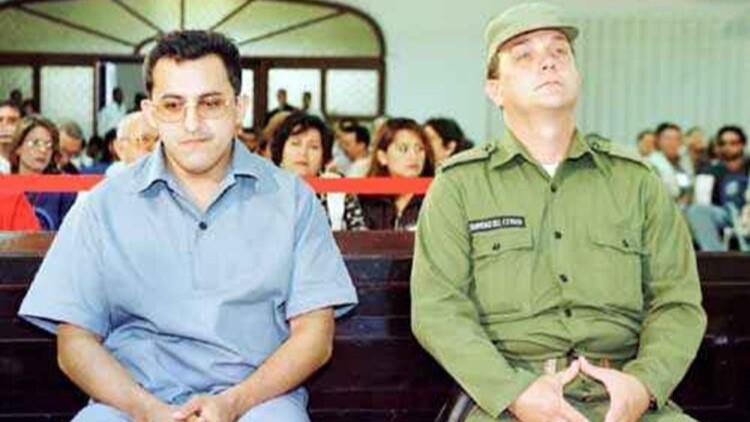 Raúl Ernesto Cruz León durante el juicio en La Habana.