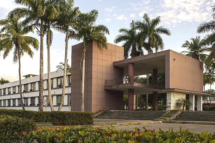 Universidad Central Marta Abreu, Santa Clara, 1952.