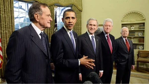 Reunión de presidentes norteamericanos en el Despacho Oval, 2009.