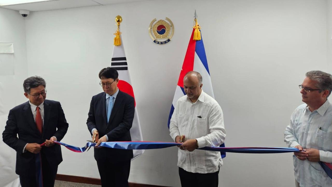 Inauguración de la Embajada de Corea del Sur en La Habana.