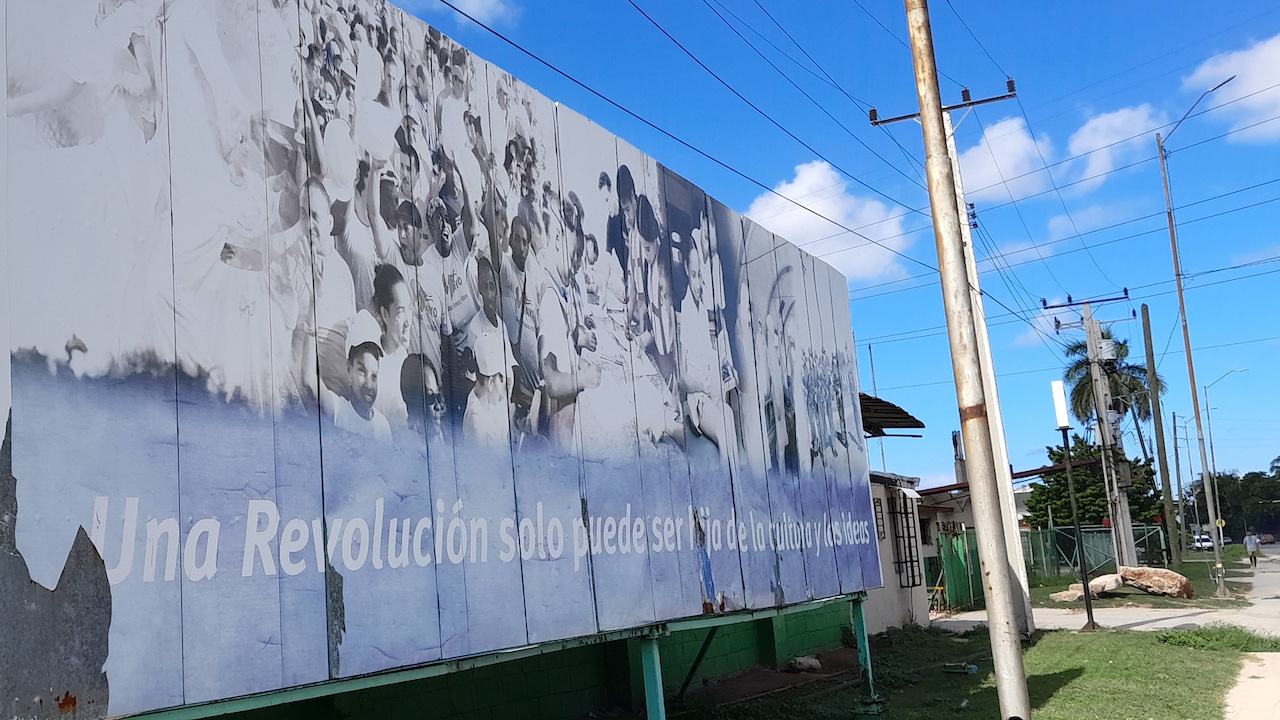 Propaganda castrista en La Habana.