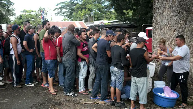 Migrantes cubanos que cruzaron la selva del Darién.