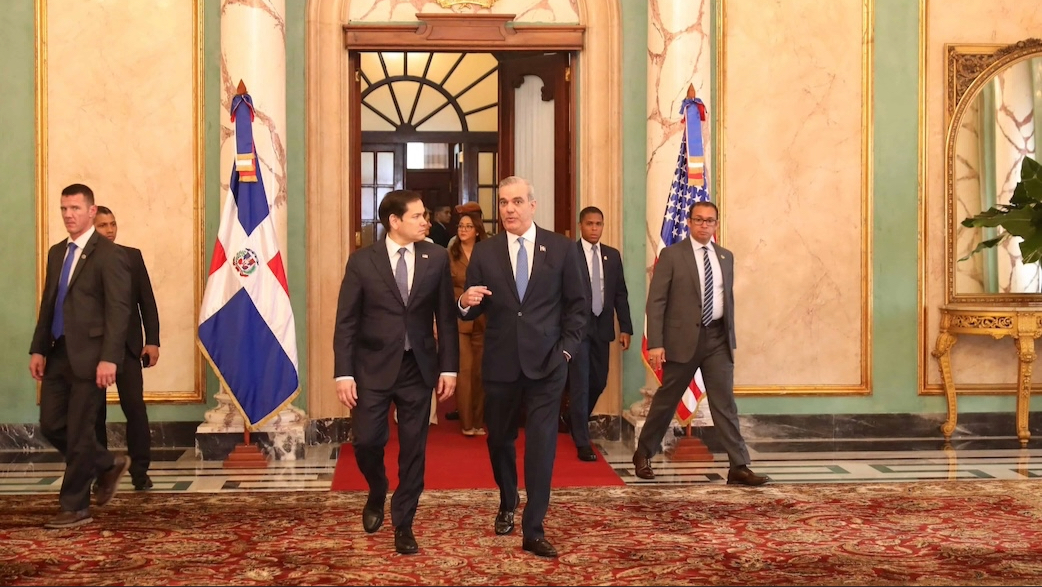 Marco Rubio, secretario de Estado de EEUU, y el presidente dominicano Luis Abinader.