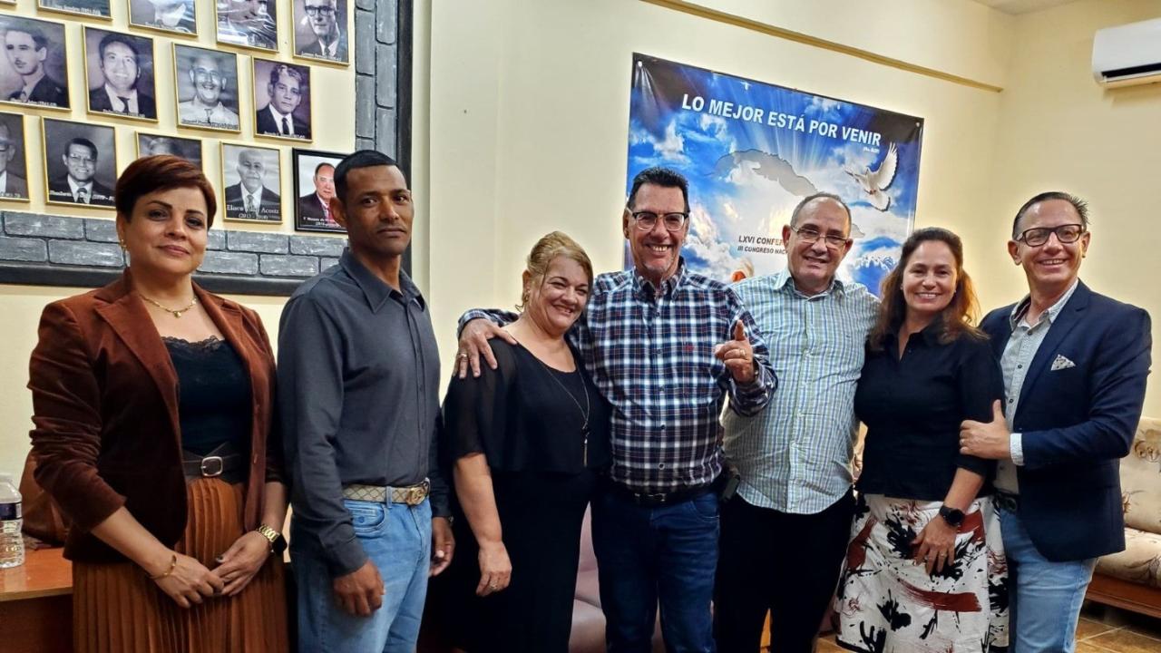 Líderes religiosos cristianos en una reunión en La Habana.