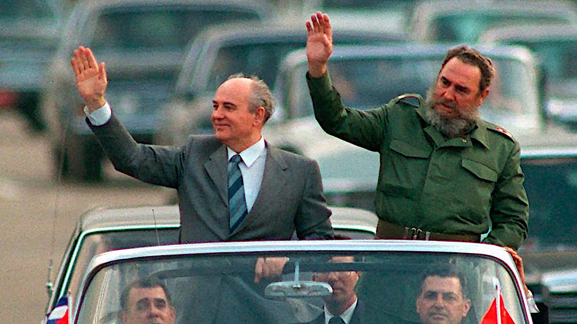 Mijail Gorbachov y Fidel Castro, La Habana, 1989.