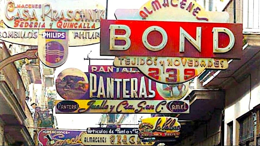 Anuncios lumínicos de sederías y tiendas en La Habana, años 50.