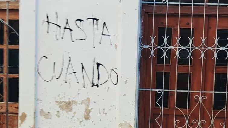 Cartel antigubernamental en Cuba.