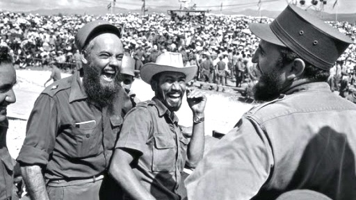 El Dr. René Vallejo, el comandante Juan Almeida y Fidel Castro, años 60.