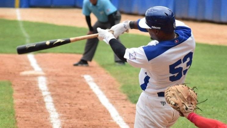 Un partido de la Serie Nacional de Beisbol.