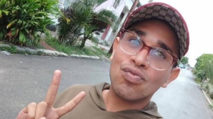El periodista Adelth Bonne Gamboa, amenazado por la Seguridad del Estado.