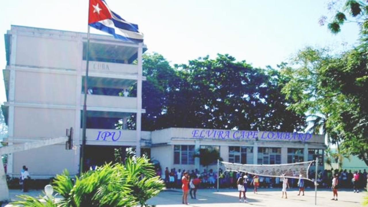 IPU 'Elvira Cape', en Songo-La Maya, Santiago de Cuba.