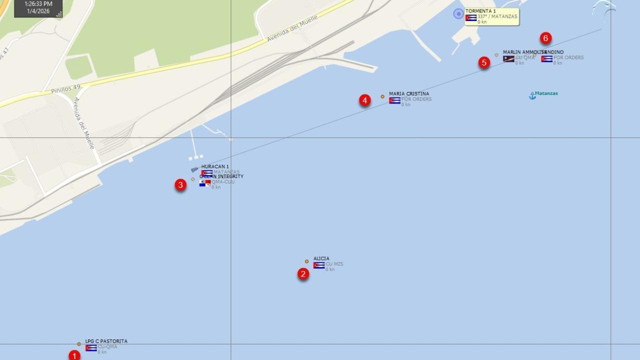 Los seis barcos reunidos en Matanzas.