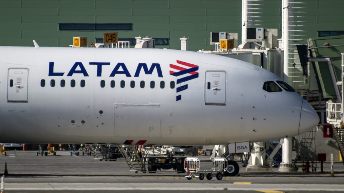 Vuelo de LATAM.