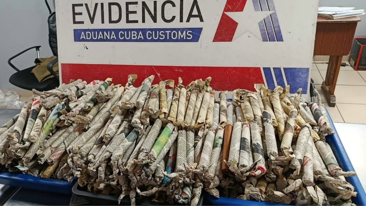 Tabacos decomisados en el Aeropuerto Internacional de La Habana.