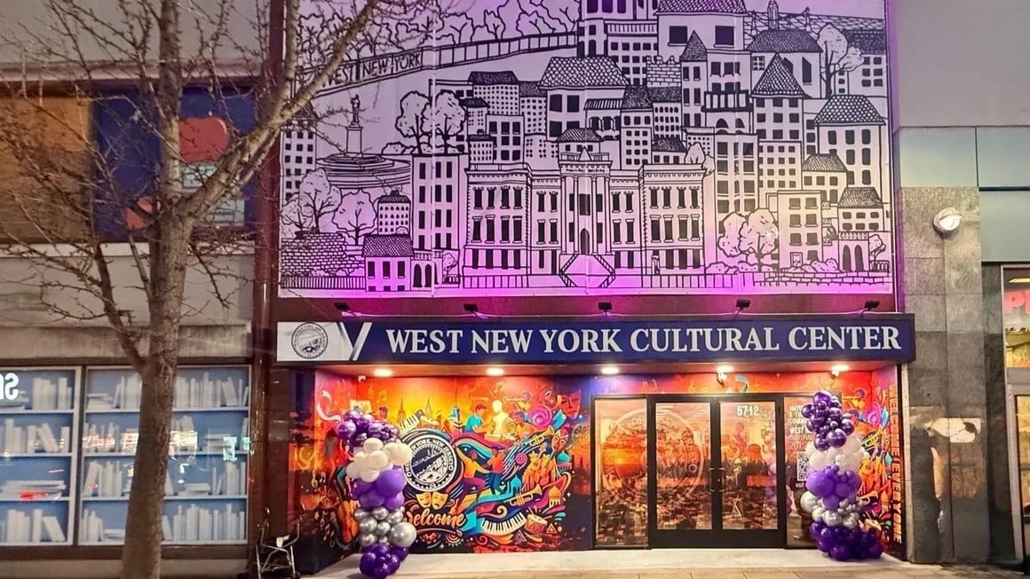 Centro Cultural de West New York.