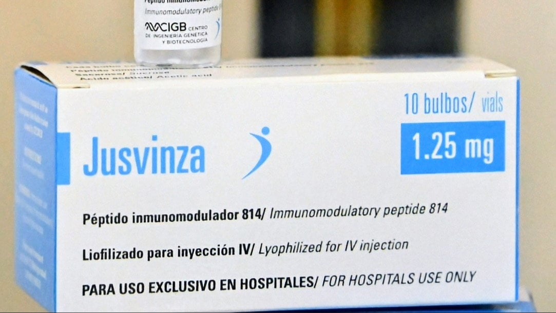 Un caja del fármaco Jusvinza para uso en hospitales.