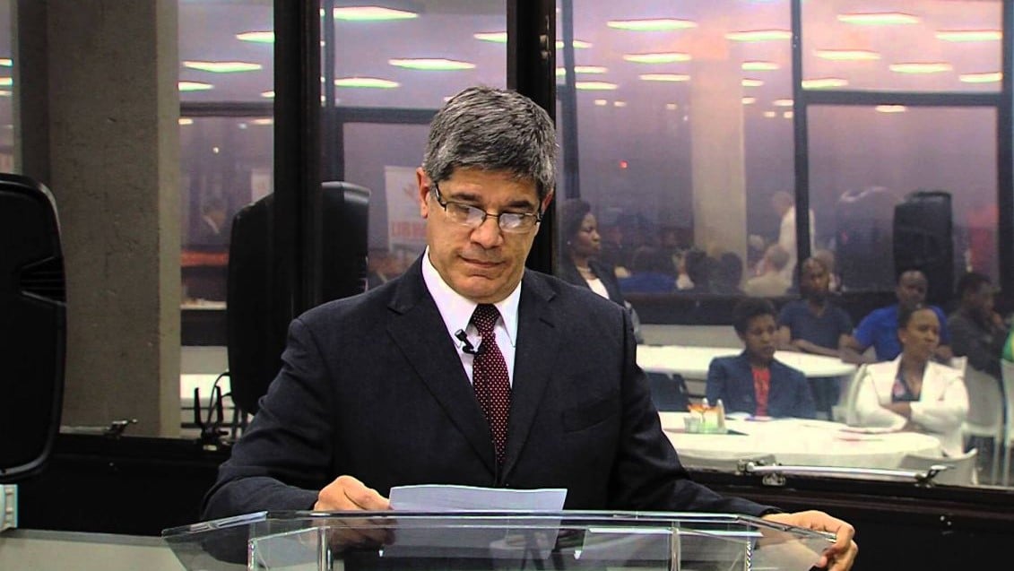 Carlos Fernández de Cossío, viceministro cubano de Relaciones Exteriores.