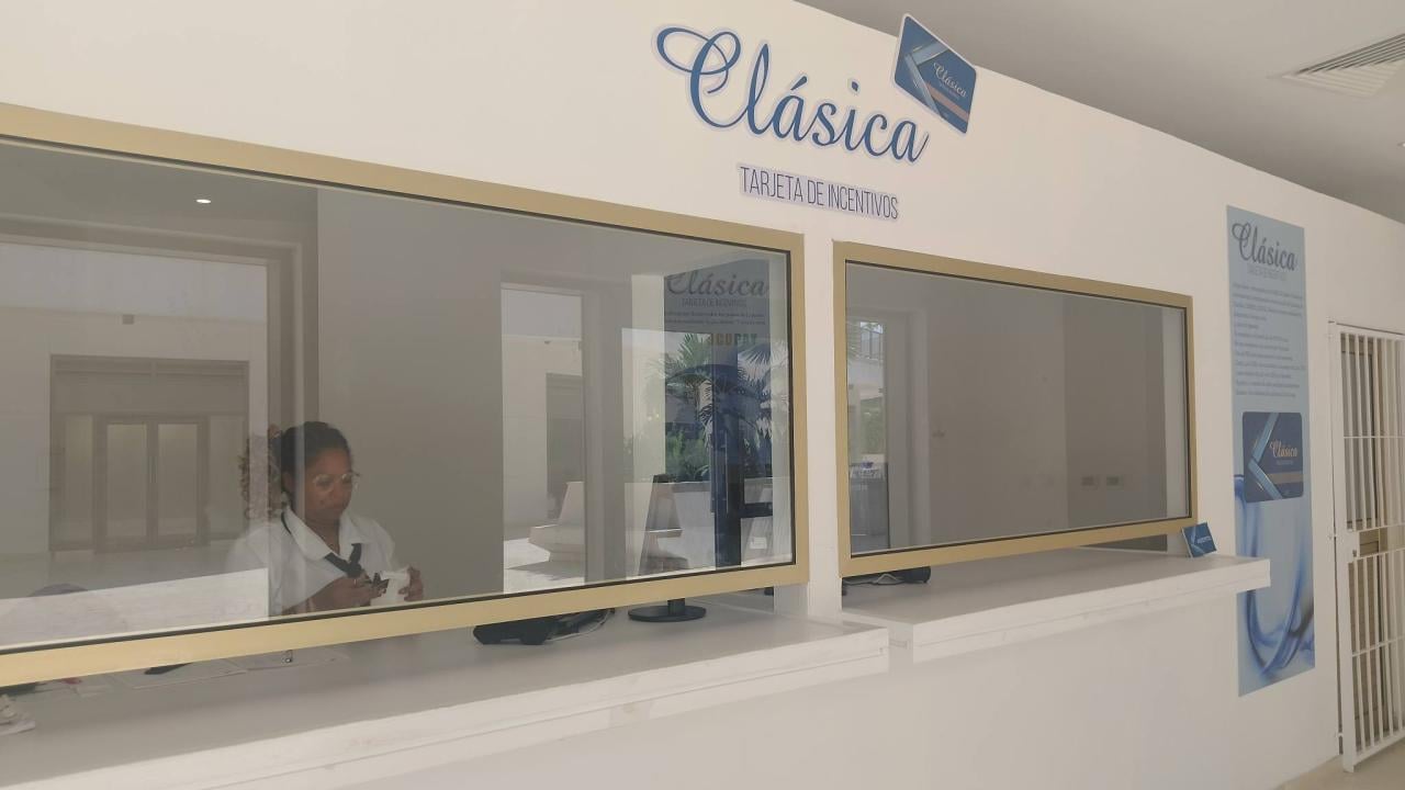 Oficina comercial de Fincimex en La Habana.