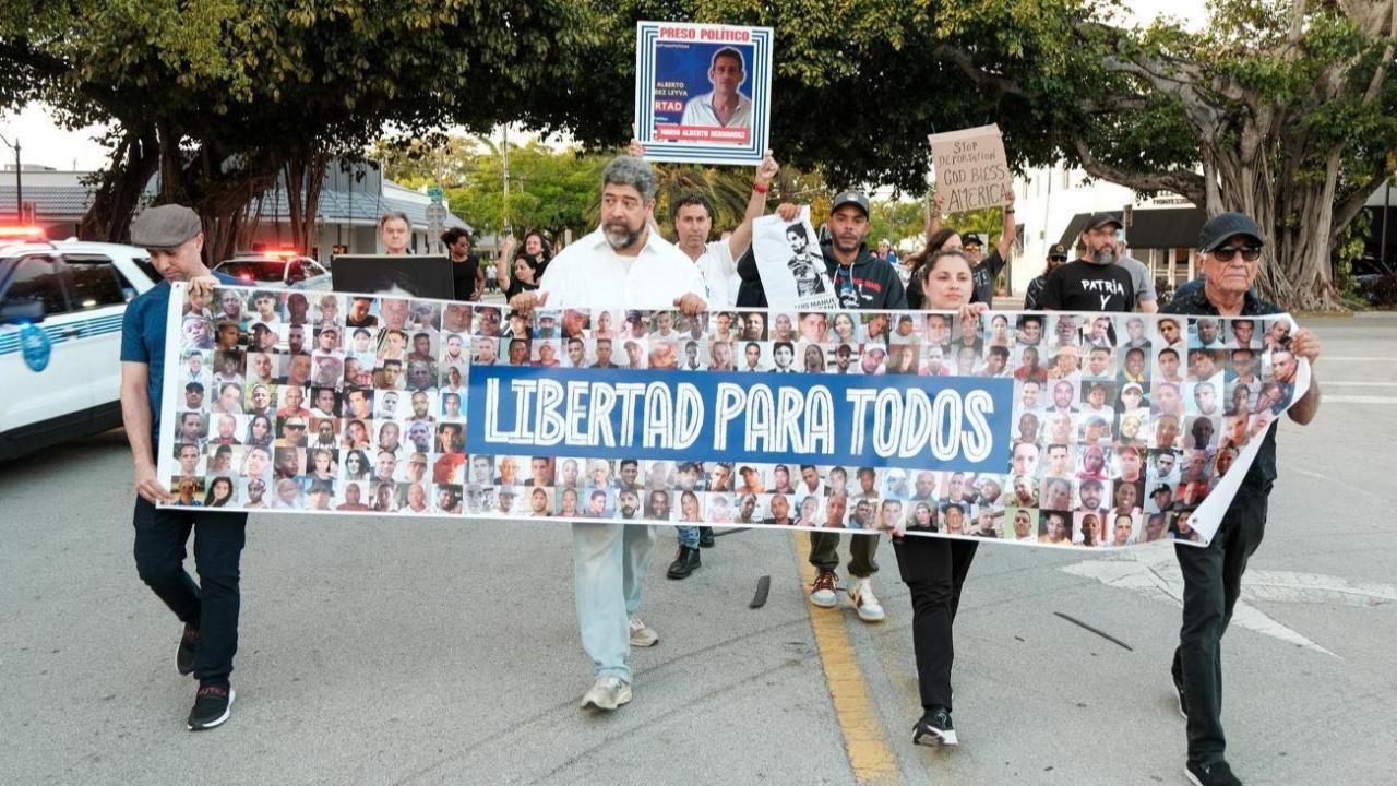 Manifestación en apoyo a los presos políticos cubanos.