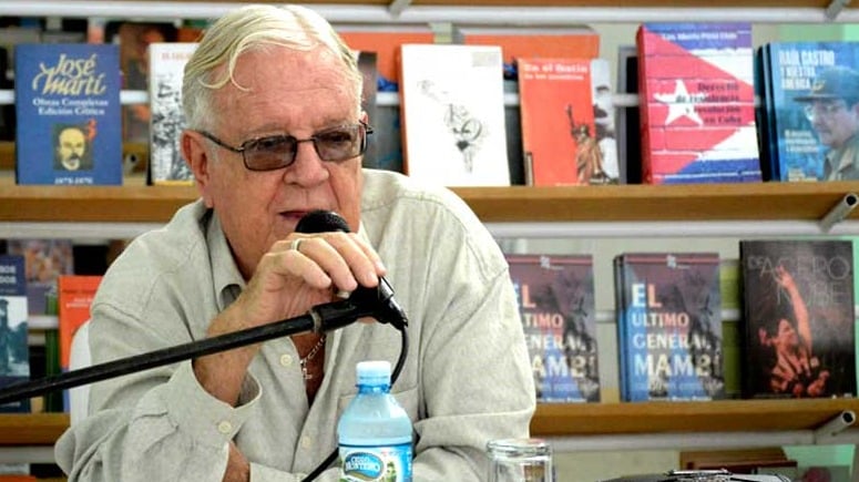 Luis Álvarez.