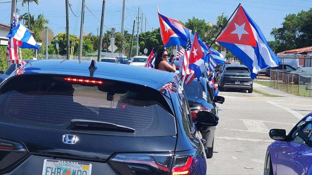 Caravana "Acciones, No Palabras".