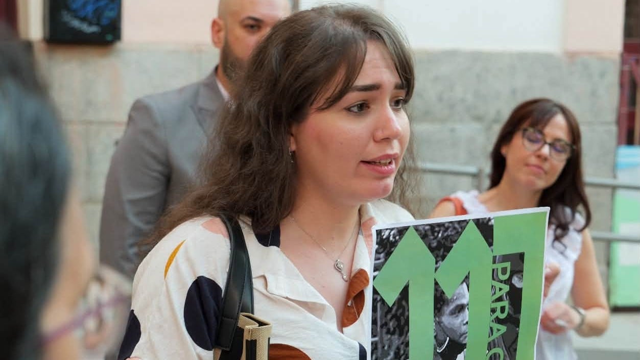 Amelia Calzadilla alza la voz por los presos políticos en jornada del 11J en Madrid..