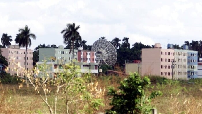 Base de espionaje de Lourdes, operada por Rusia en Cuba, en una foto de 2000.