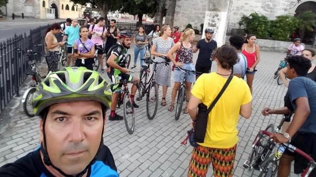 Participantes en la Masa Crítica Cuba convocada por Bicicletear La Habana.
