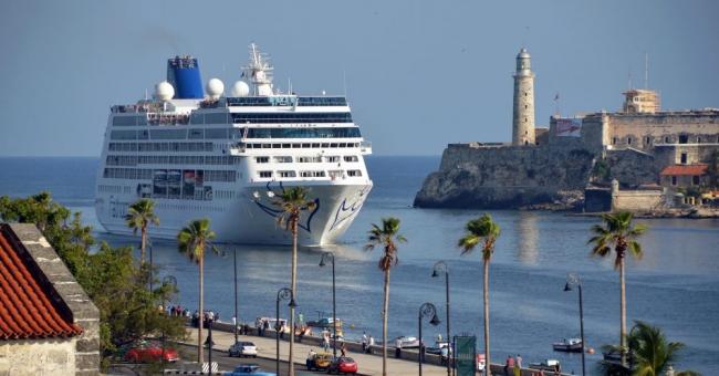 El primer crucero en entrar a La Habana en más de 50 años, en mayo de 2016.