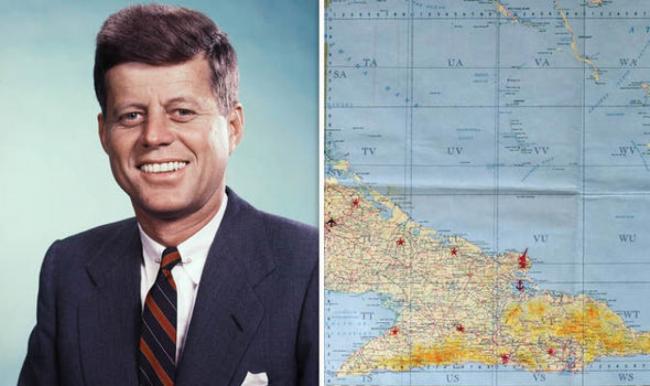 Kennedy y el mapa. 