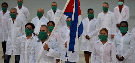 Médicos cubanos en 'misión oficial'.
