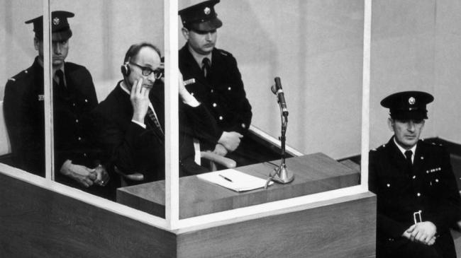 Adolf Eichmann en su juicio en Jerusalén.