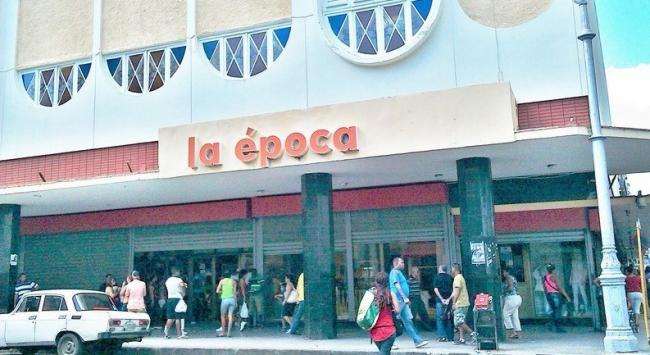 Tienda La Época de La Habana.