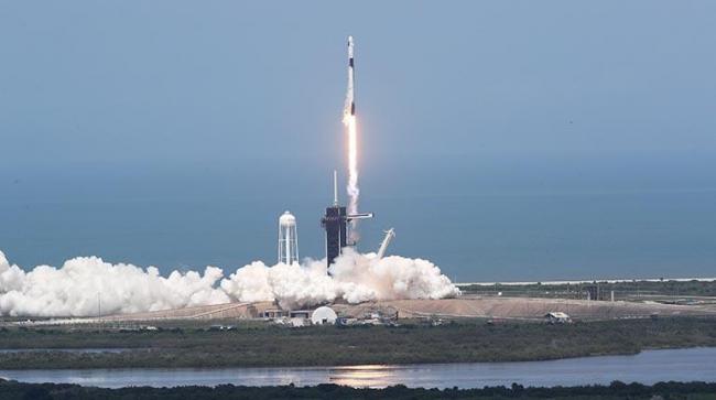 Lanzamiento del SpaceX desde Cabo Cañaveral.