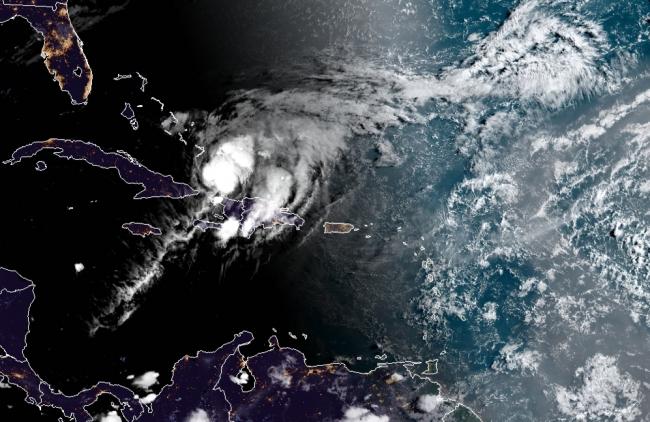 El huracán Isaías en el Caribe.