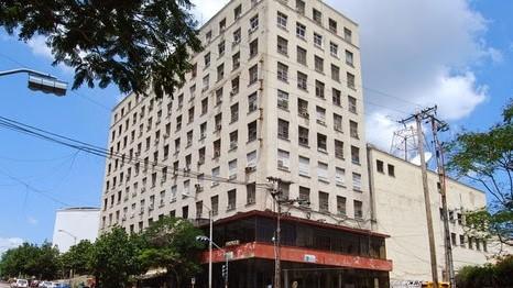 Edificio del ICRT en La Habana.