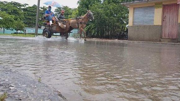 Inundaciones leves en Pinar del Río por las lluvias asociadas a Marco.