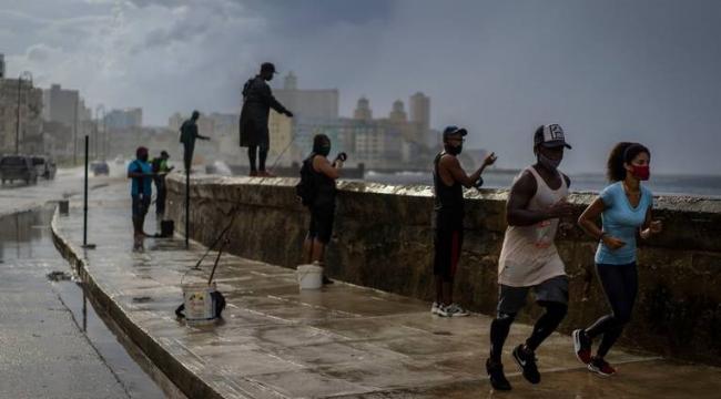 La Habana bajo la influencia de Delta.