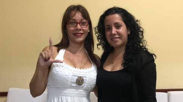Iliana Hernández y Camila Acosta, activistas cubanas. 